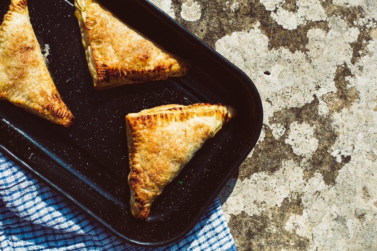 apple and rhubarb puff pastry tart